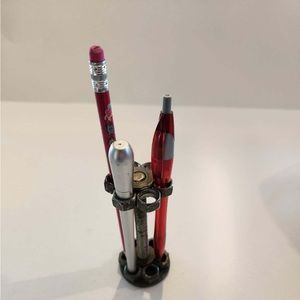 Metal art made by veteran that’s disabled pen holder 2x5x3 weighs 1lb